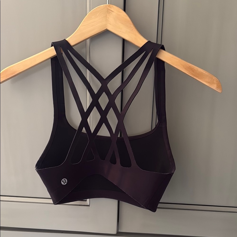 Lululemon Black Sports Bra 4 B/C energy sports